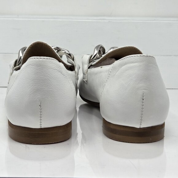 Donald Pliner Womens 8 Loafers Nolin Leather White Chain Rich Mom Luxury Preppy - Picture 6 of 8